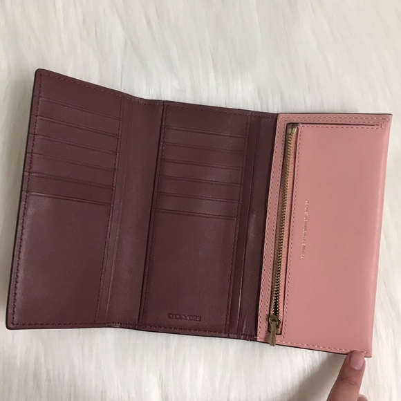 NWT! Coach 1941 Slim Trifold Glovetanned Wallet - Picture 5 of 8